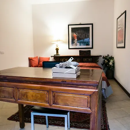 Apartament Orient *